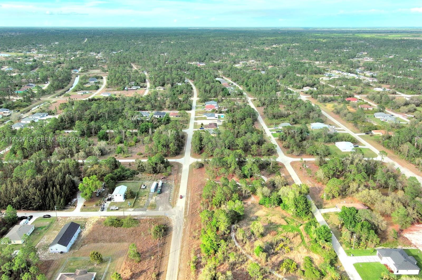 565 Summit Avenue S, Lehigh Acres, FL 33974 photo 22