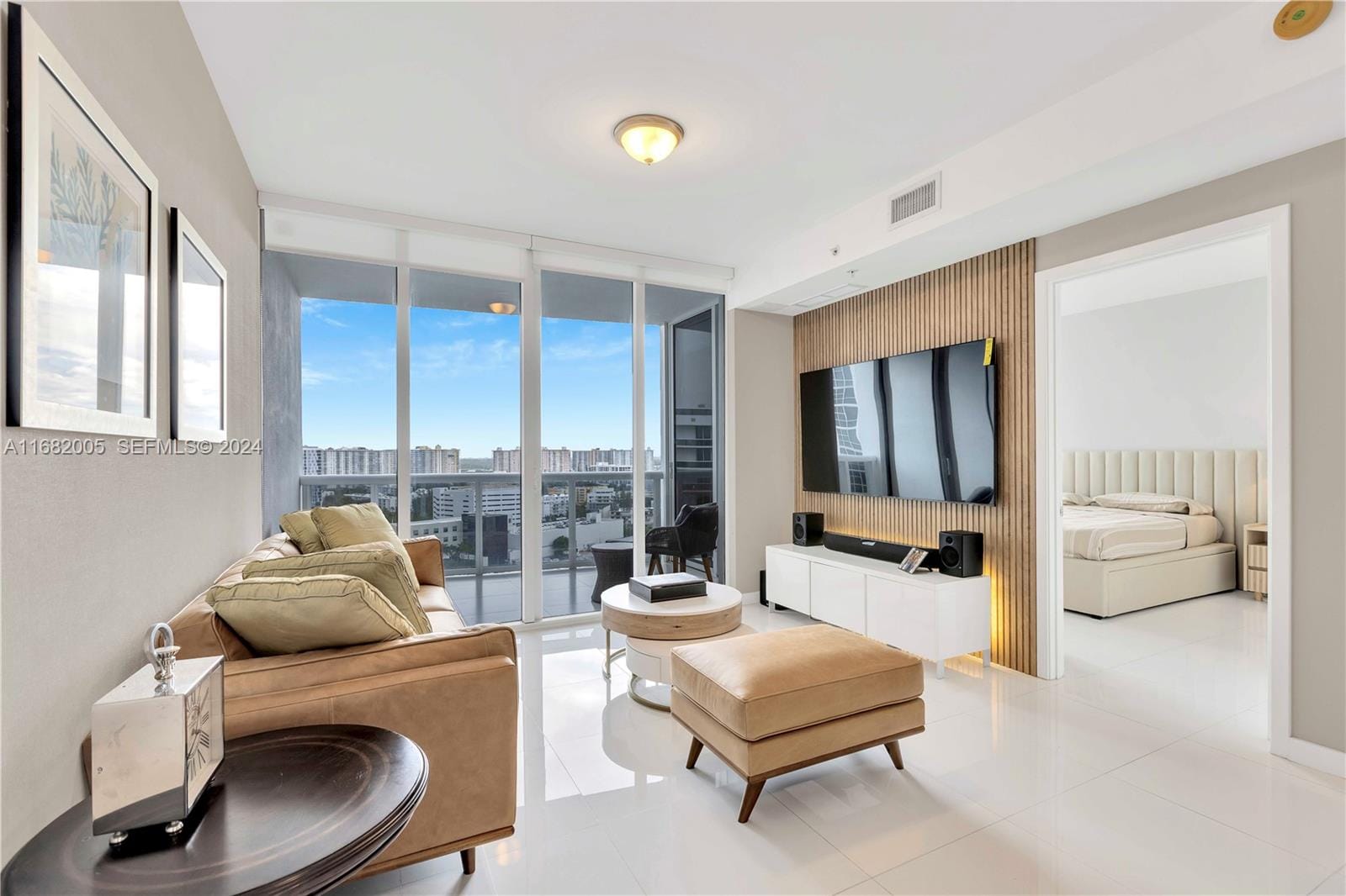 18201 Collins Avenue 1905, Sunny Isles Beach, FL 33160 photo 2