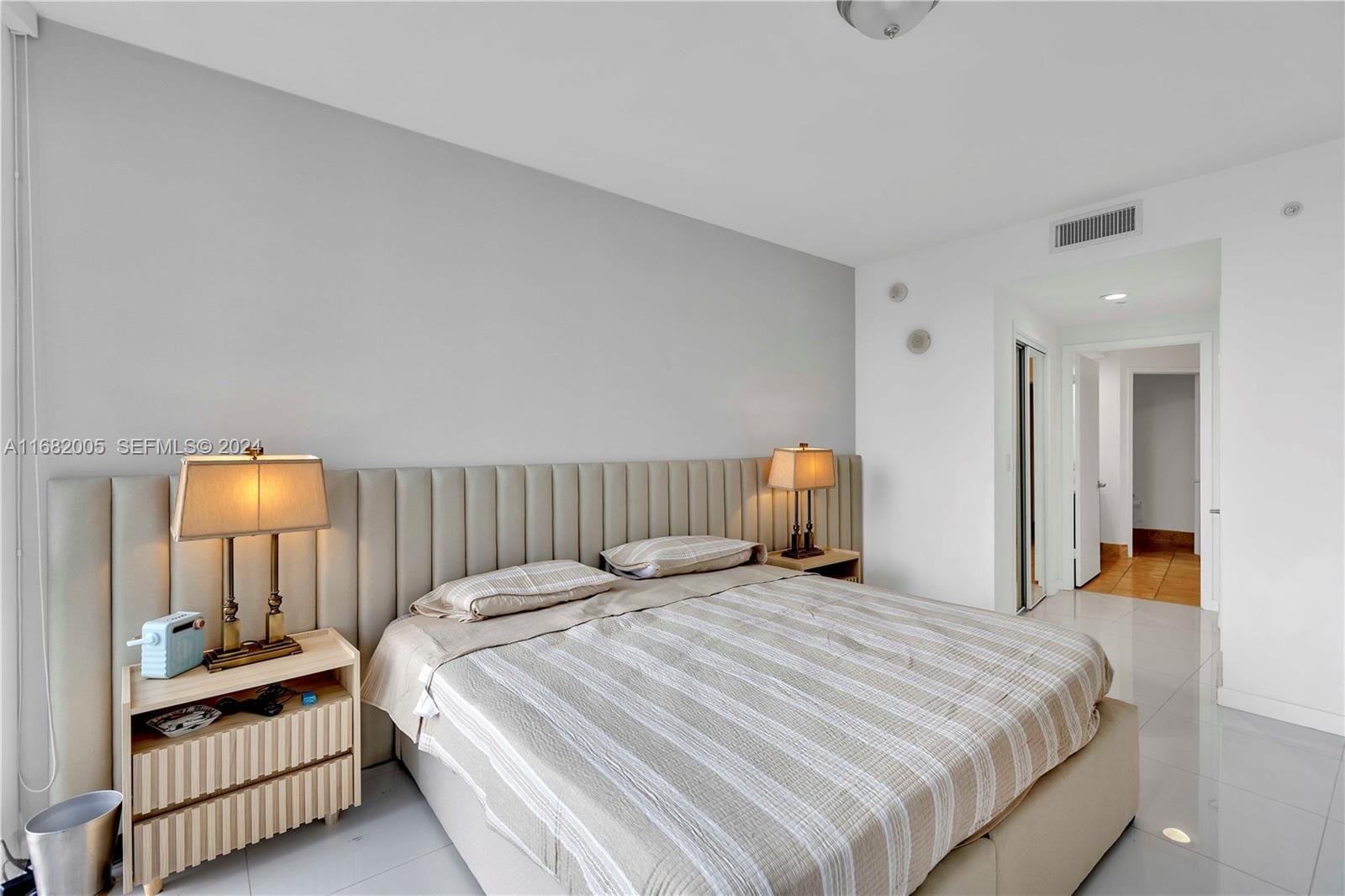 18201 Collins Avenue 1905, Sunny Isles Beach, FL 33160 photo 12