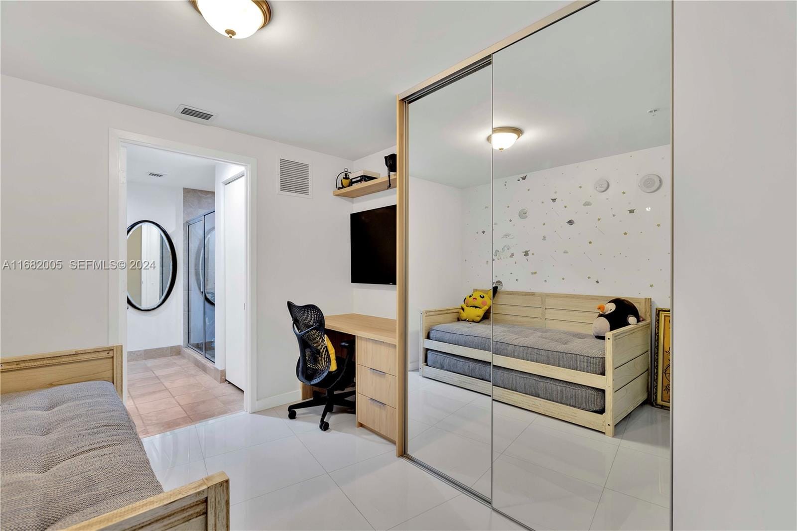 18201 Collins Avenue 1905, Sunny Isles Beach, FL 33160 photo 15