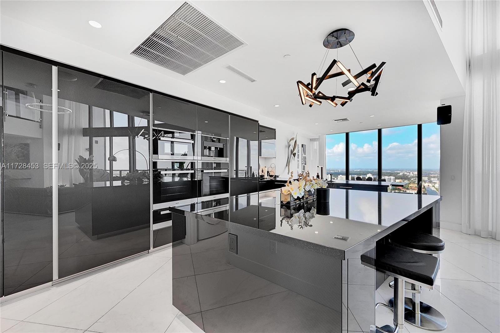 18555 Collins Avenue 5004, Sunny Isles Beach, FL 33160 photo 2