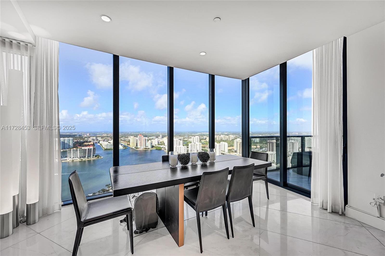 18555 Collins Avenue 5004, Sunny Isles Beach, FL 33160 photo 20