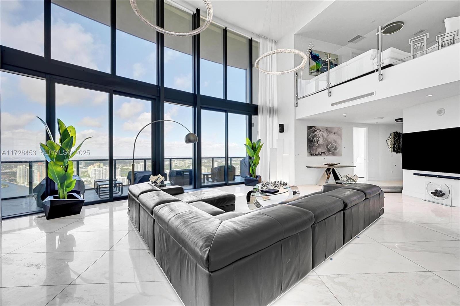 18555 Collins Avenue 5004, Sunny Isles Beach, FL 33160 photo 7