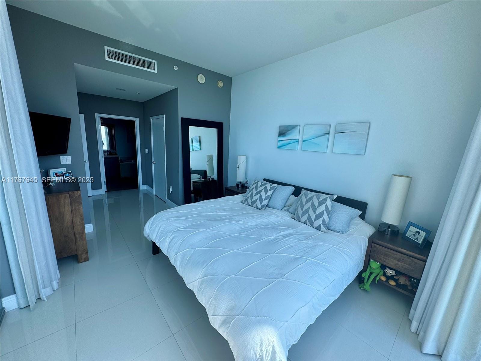 7930 East Drive 1008, North Bay Village, FL 33141 photo 13