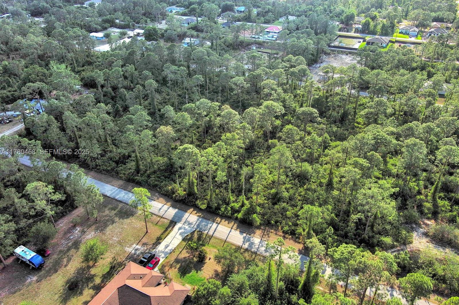 2019 Columbus Avenue, Lehigh Acres, FL 33920 photo 18