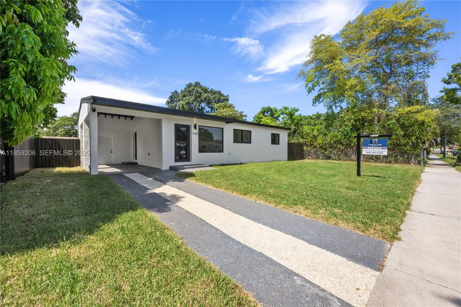 1095 NE 156th Street, North Miami Beach, FL 33162 photo 2