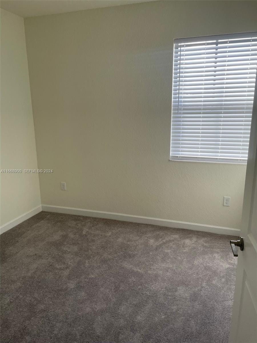 3415 W 112th Terrace, Hialeah, FL 33018 photo 12