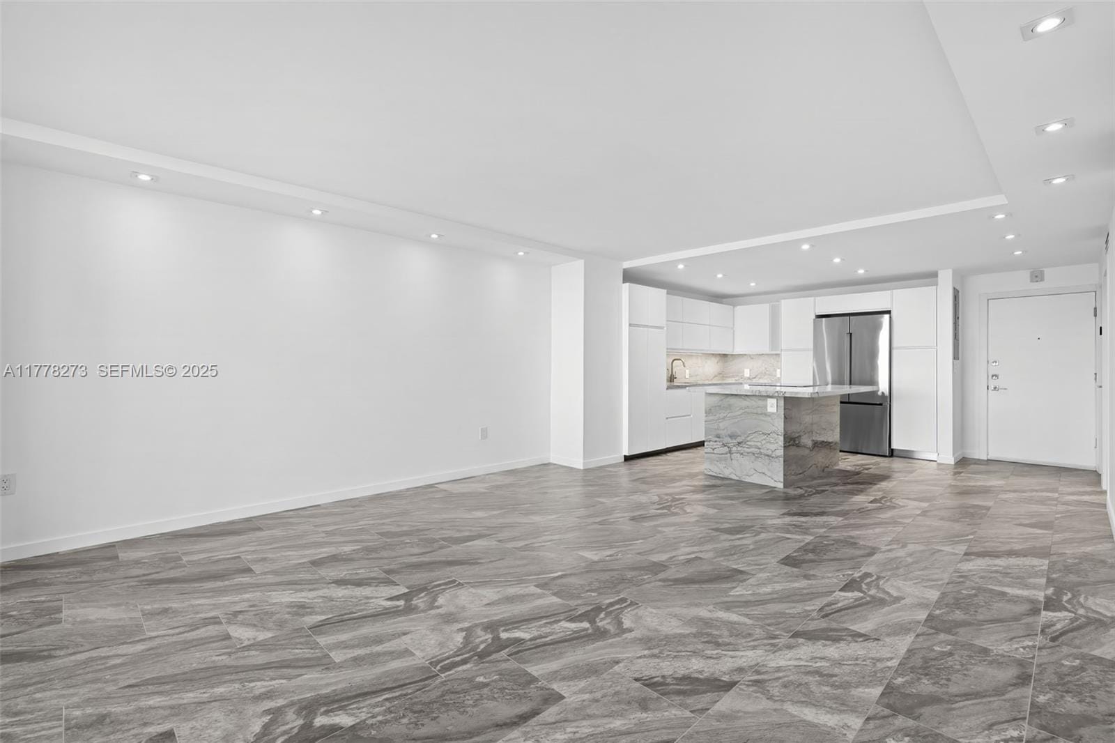1658 Bay Road 504 — photo 5