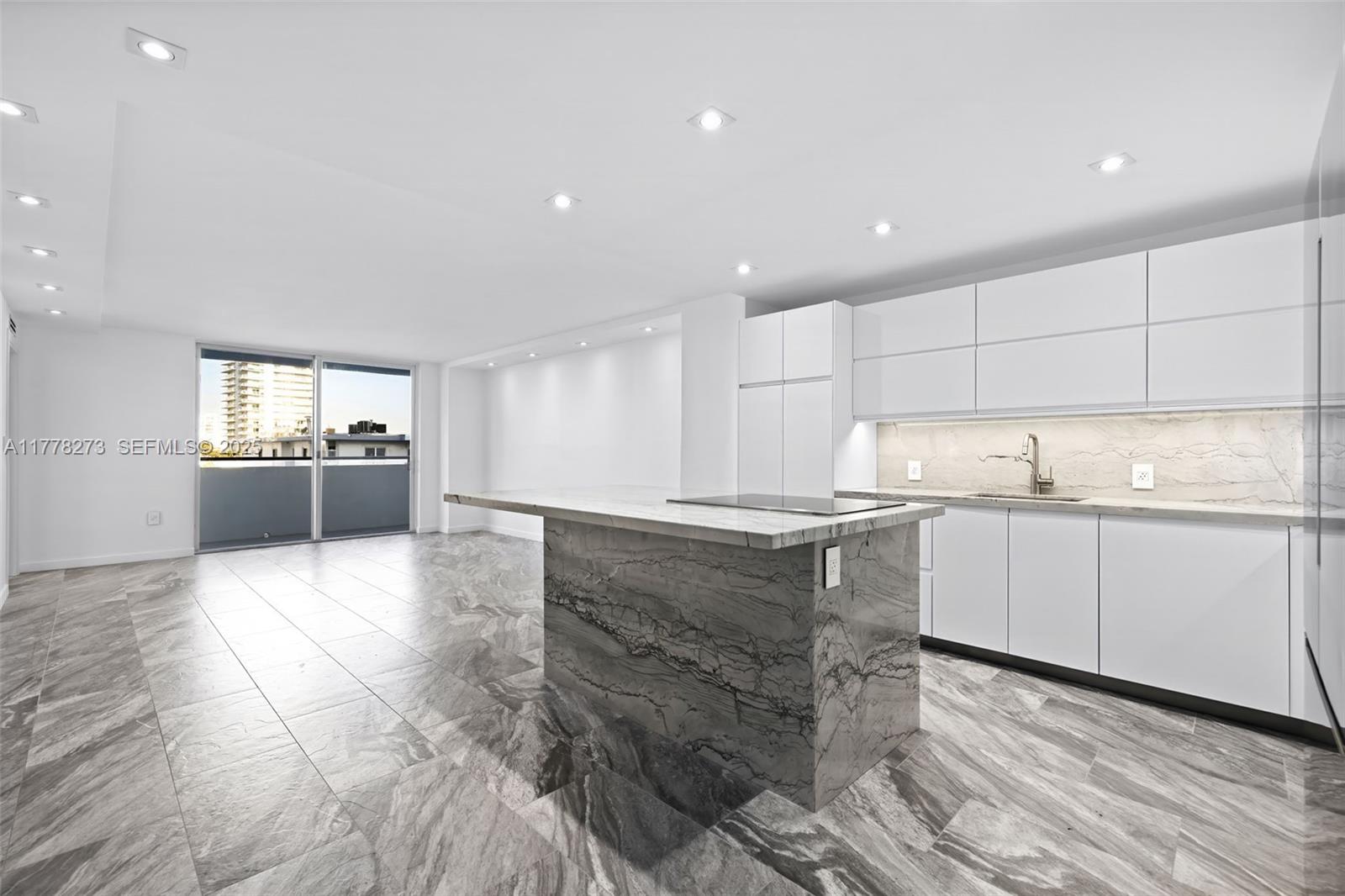 1658 Bay Road 504, Miami Beach, FL 33139, Miami Beach