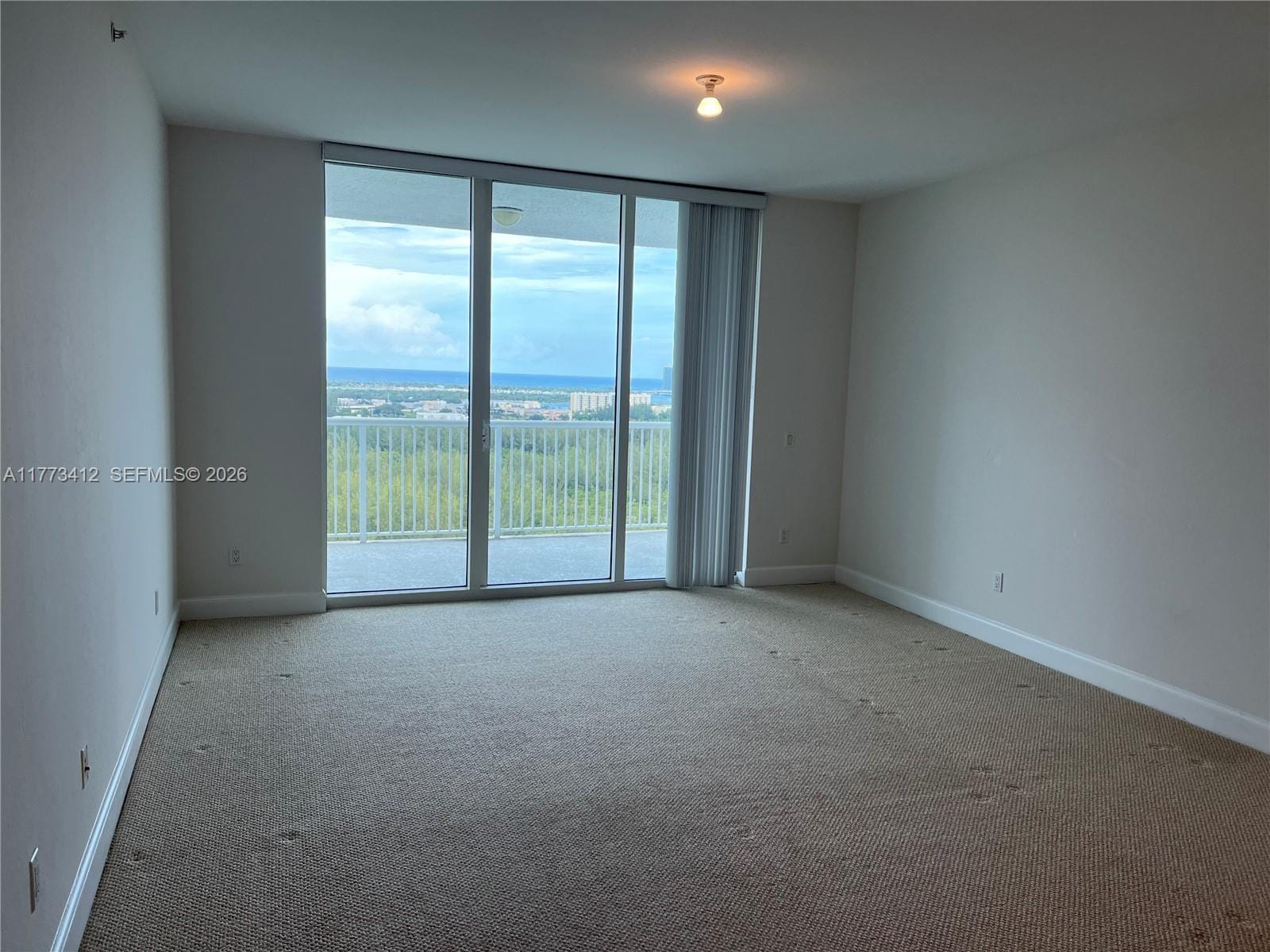 14951 Royal Oaks Lane 2206, North Miami, FL 33181 photo 9