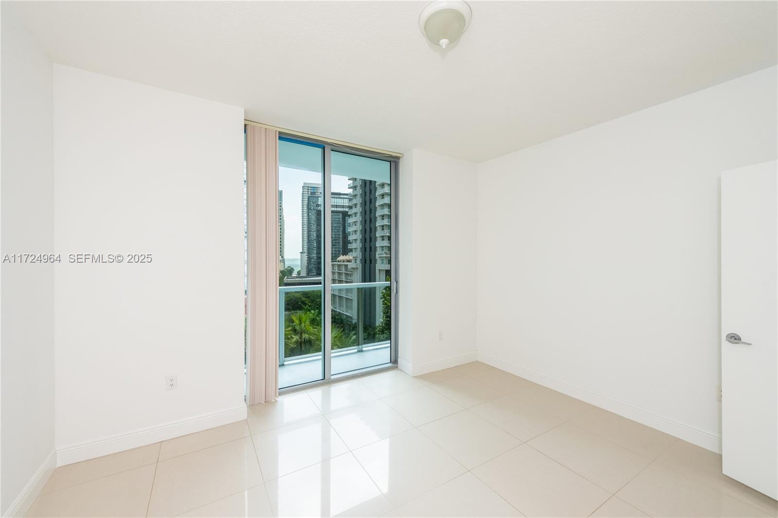 79 SW 12th Street 1107-S — photo 9