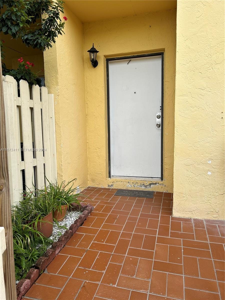8330 SW 154 Avenue 36 — photo 2
