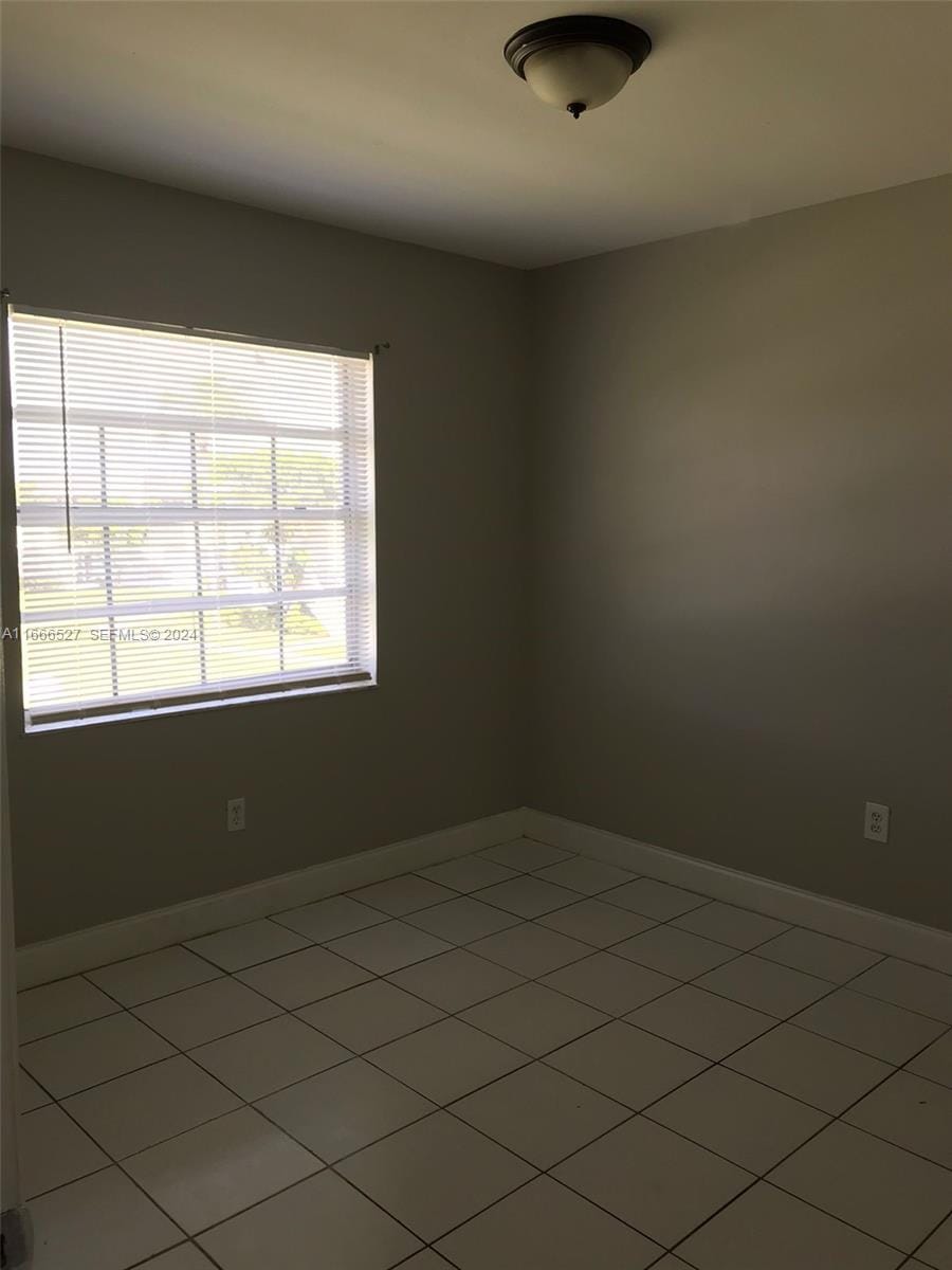 459 NE 210th Cir Terrace 201-17, Miami, FL 33179 photo 20