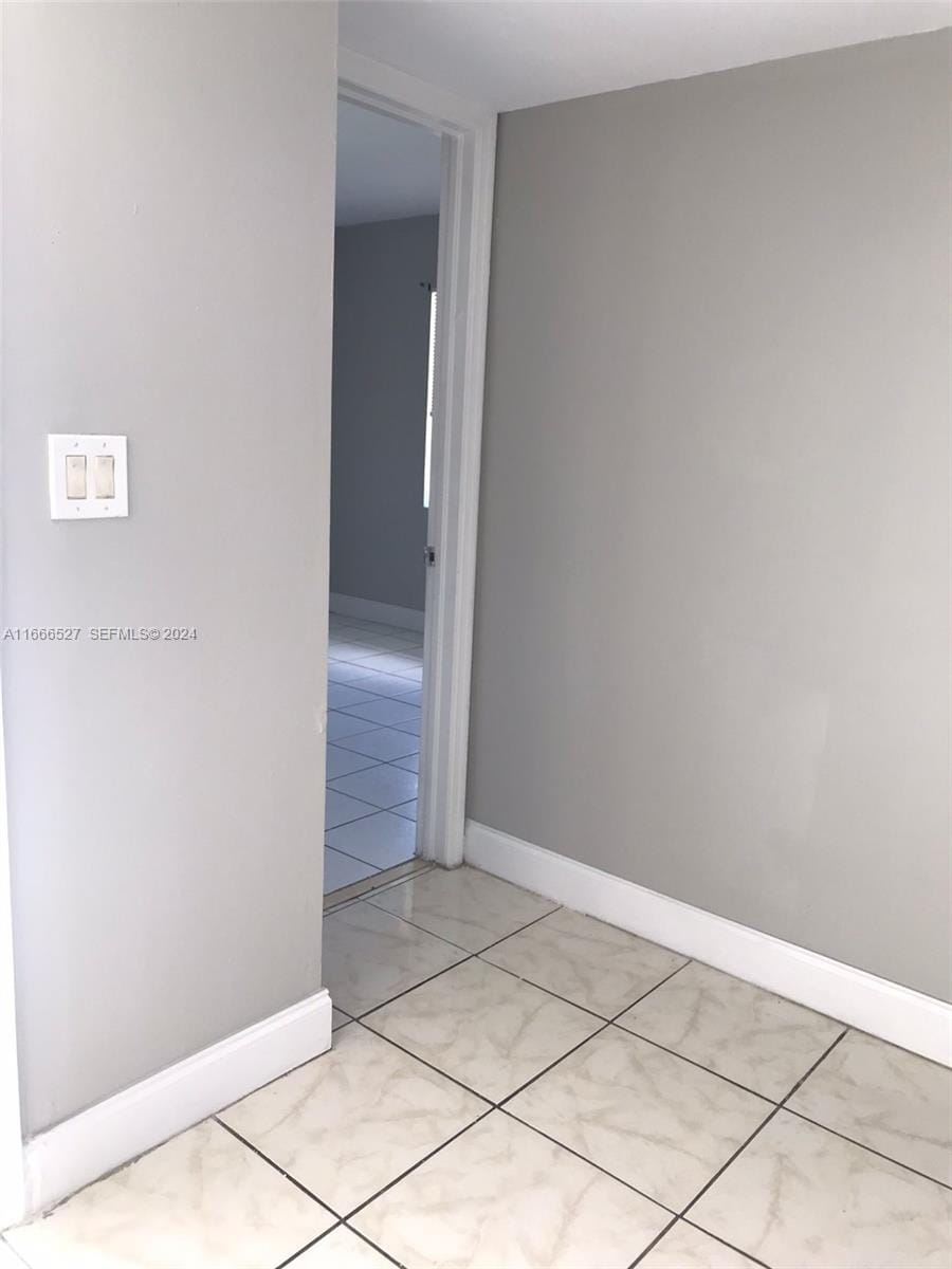 459 NE 210th Cir Terrace 201-17 — photo 8