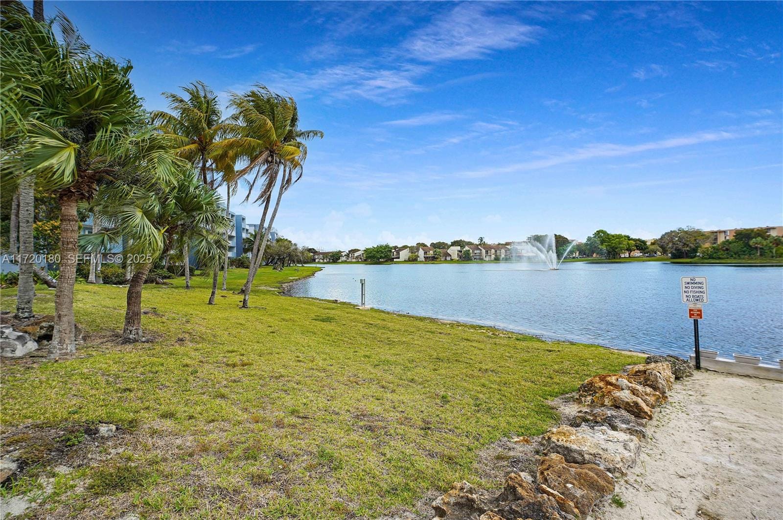 9365 Fontainebleau Boulevard E207 — photo 5