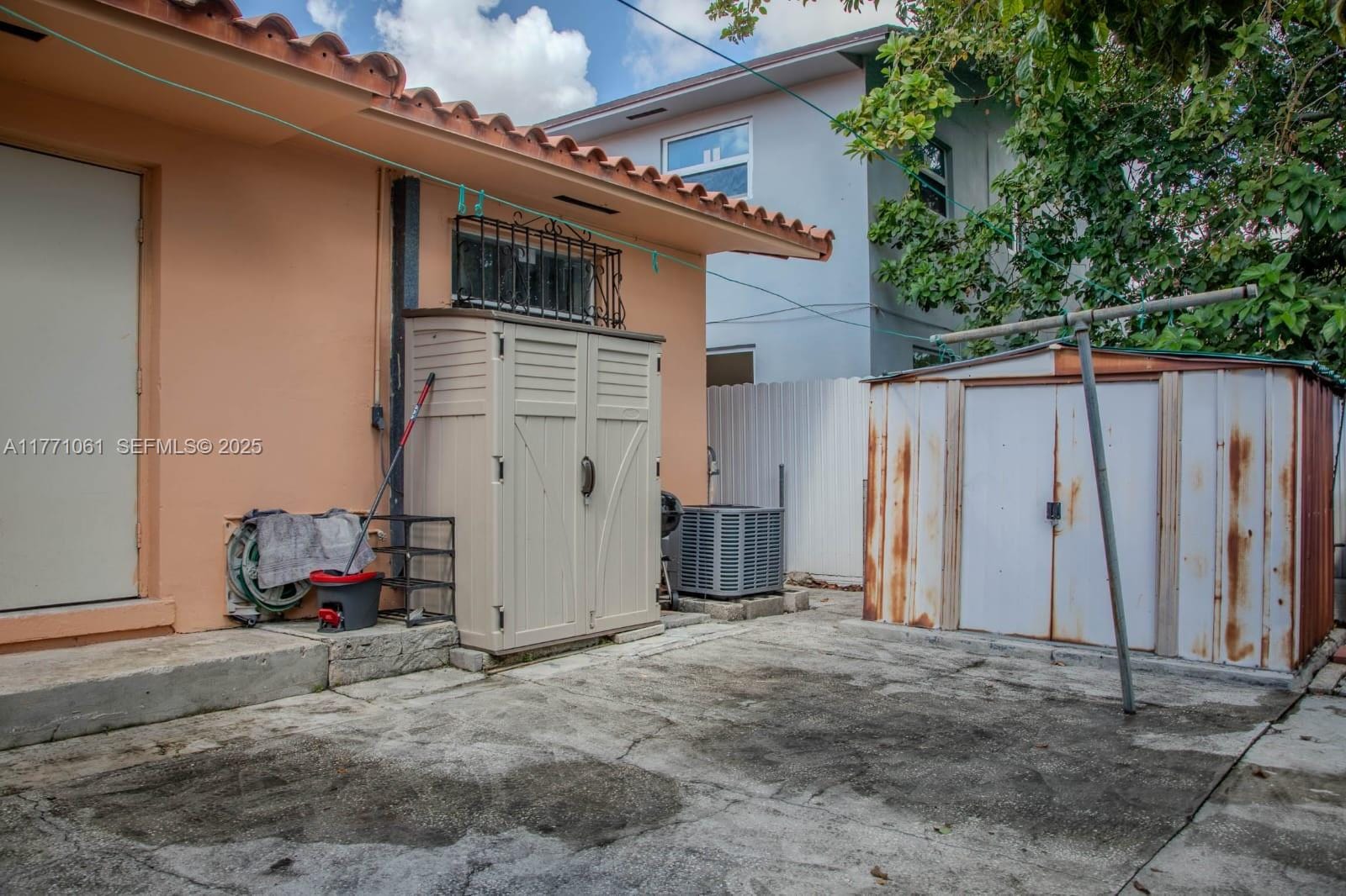 791 NW 22nd Place, Miami, FL 33125 photo 13