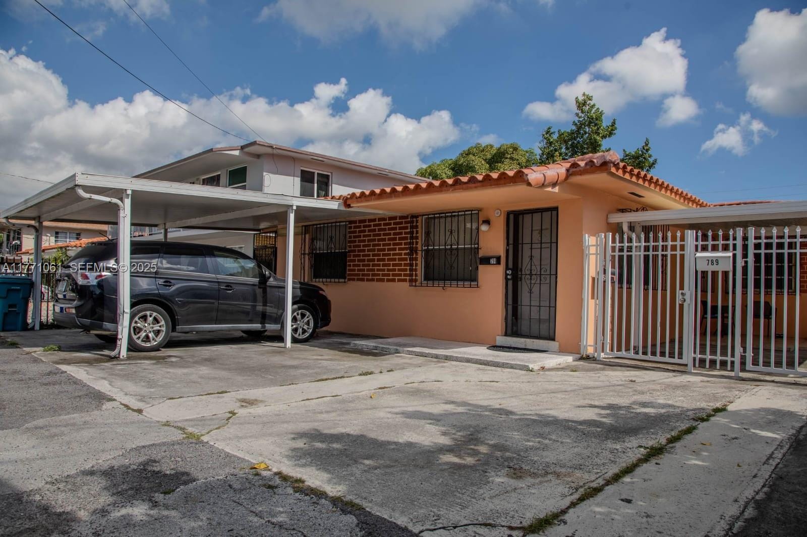 791 NW 22nd Place, Miami, FL 33125 photo 3