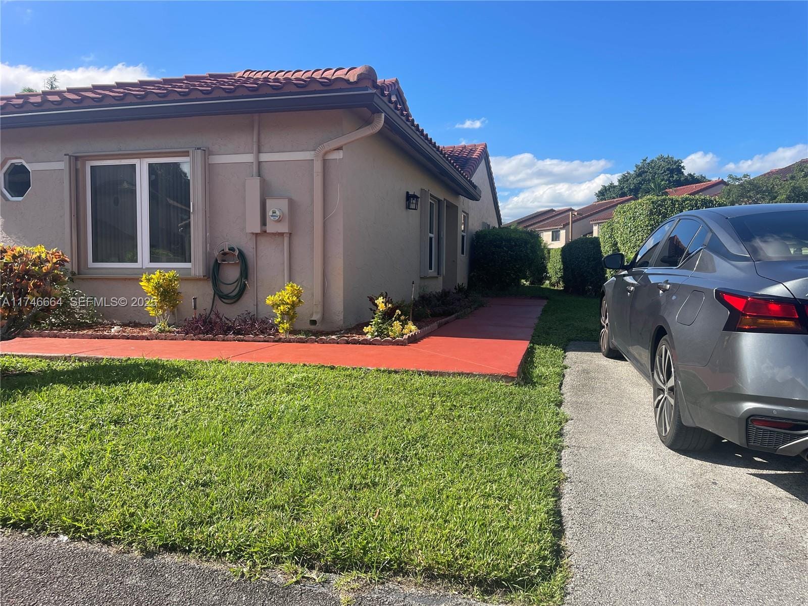 3583 W Inverrary Boulevard W, Lauderhill, FL 33319 photo 2