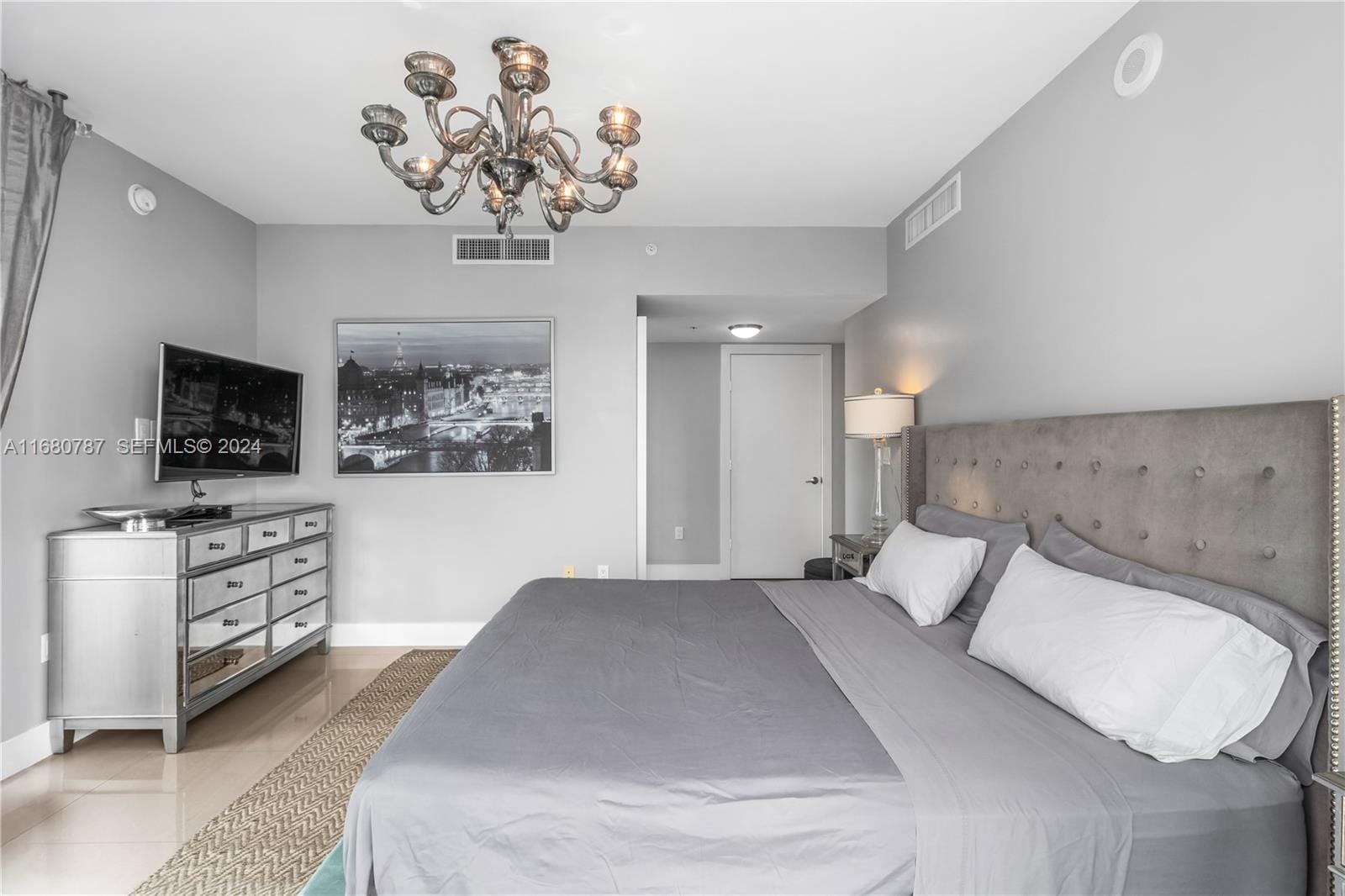 92 SW 3rd Street 3505, Miami, FL 33130 photo 18