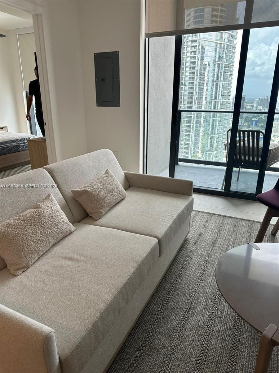 601 NE 1 St Avenue 3513 — photo 5