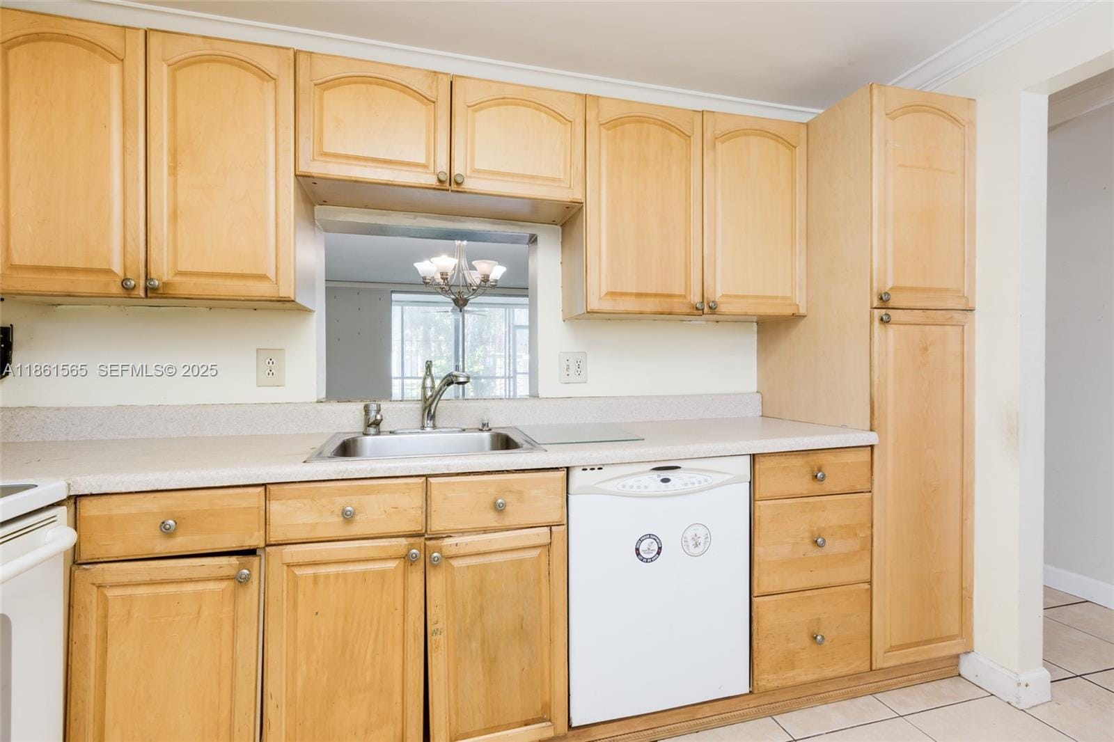 301 NE 14th Avenue 108, Hallandale Beach, FL 33009 photo 15