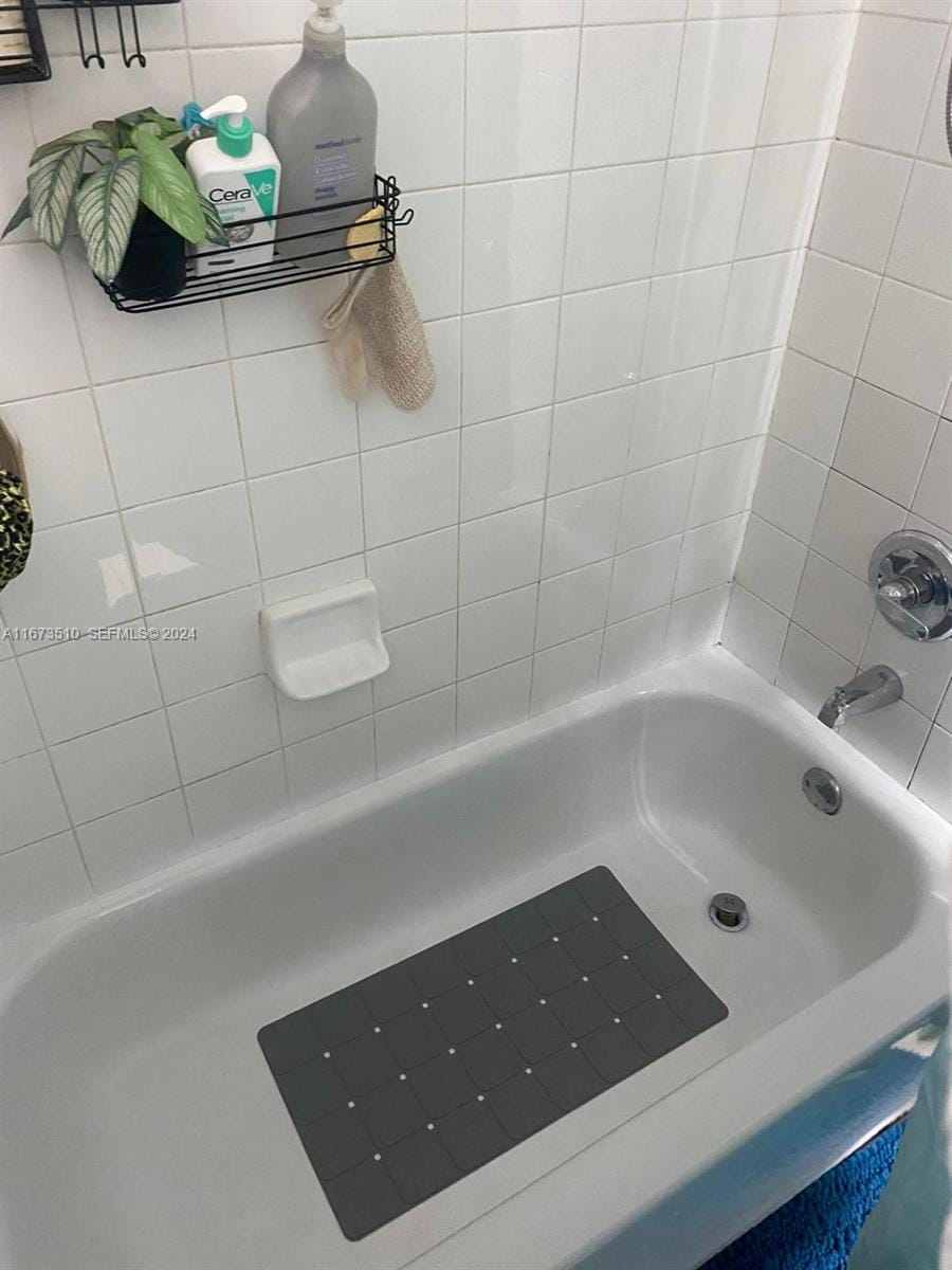4440 NW 107th Avenue 101-7 — photo 5