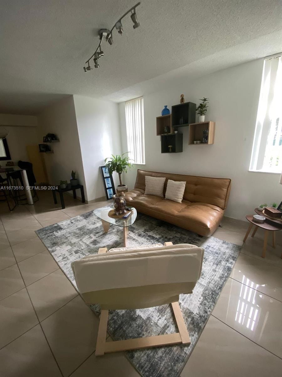 4440 NW 107th Avenue 101-7 — photo 8