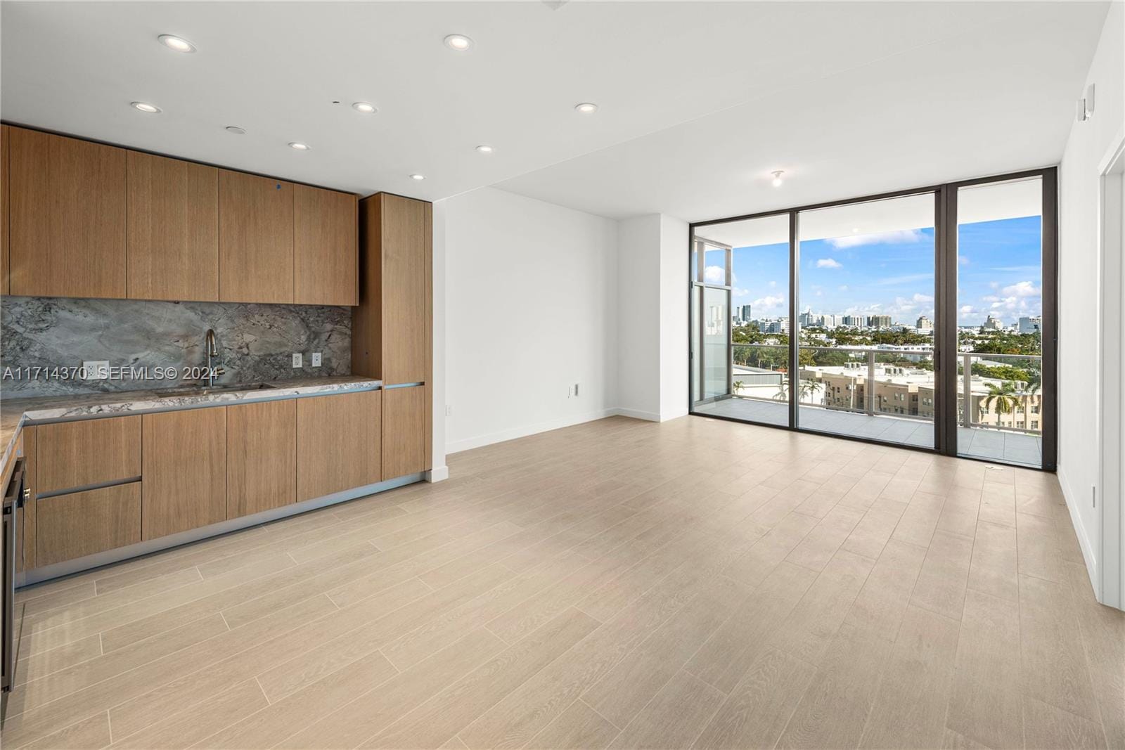 500 Alton Road 908 — photo 5