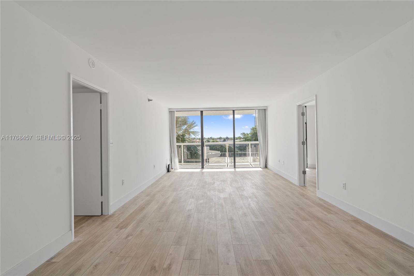 20505 E Country Club Drive 434 — photo 3