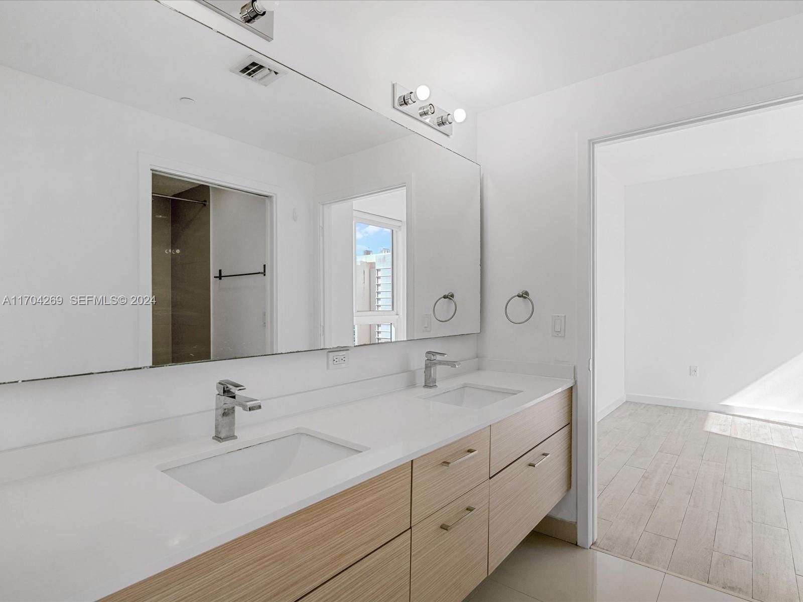 600 NE 27th Street 2505, Miami, FL 33137 photo 19