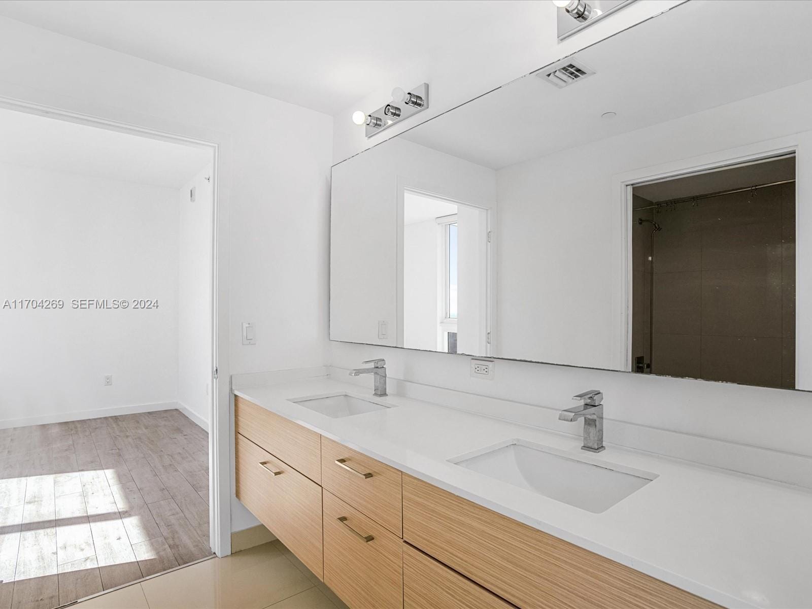 600 NE 27th Street 2505, Miami, FL 33137 photo 20