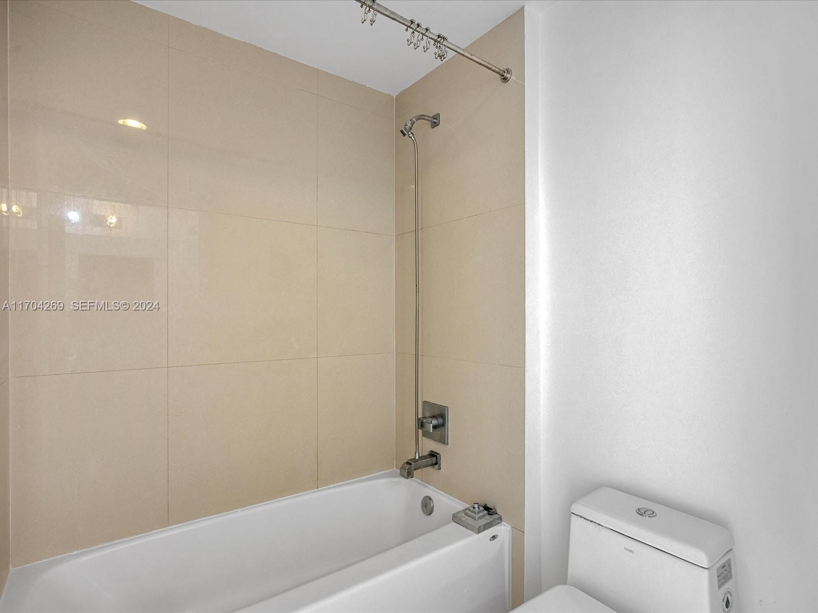 600 NE 27th Street 2505, Miami, FL 33137 photo 21