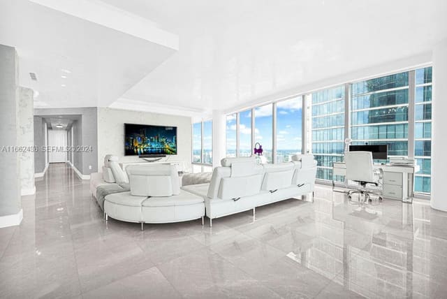 17901 Collins Avenue 4005, sold in Estates At Acqualina, Sunny Isles Beach, FL