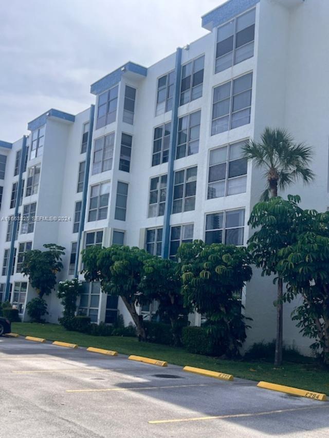 17570 Atlantic Boulevard 401, Sunny Isles Beach, FL 33160, Sunny Isles Beach