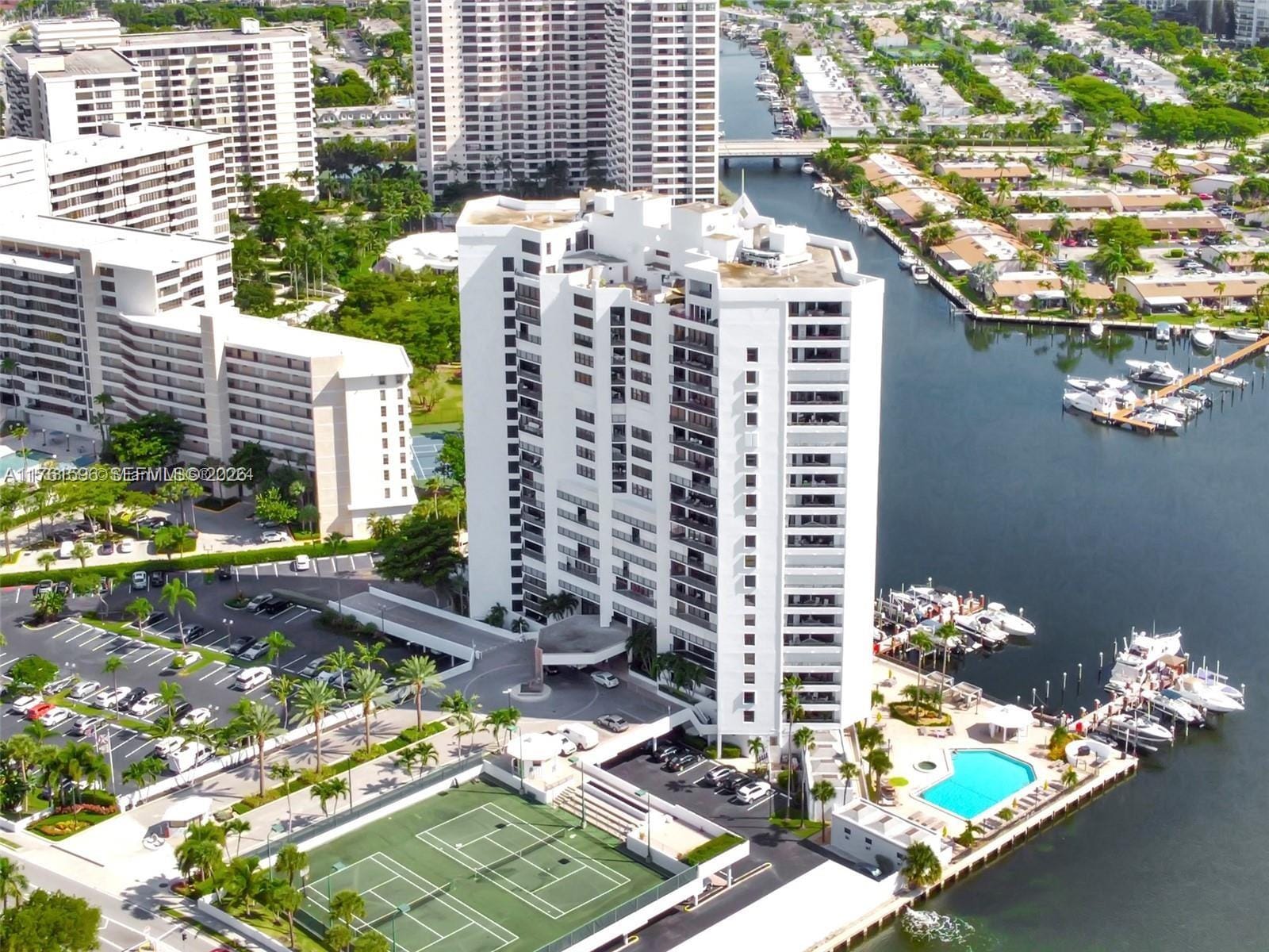 300 Three Islands Boulevard 108 — photo 2