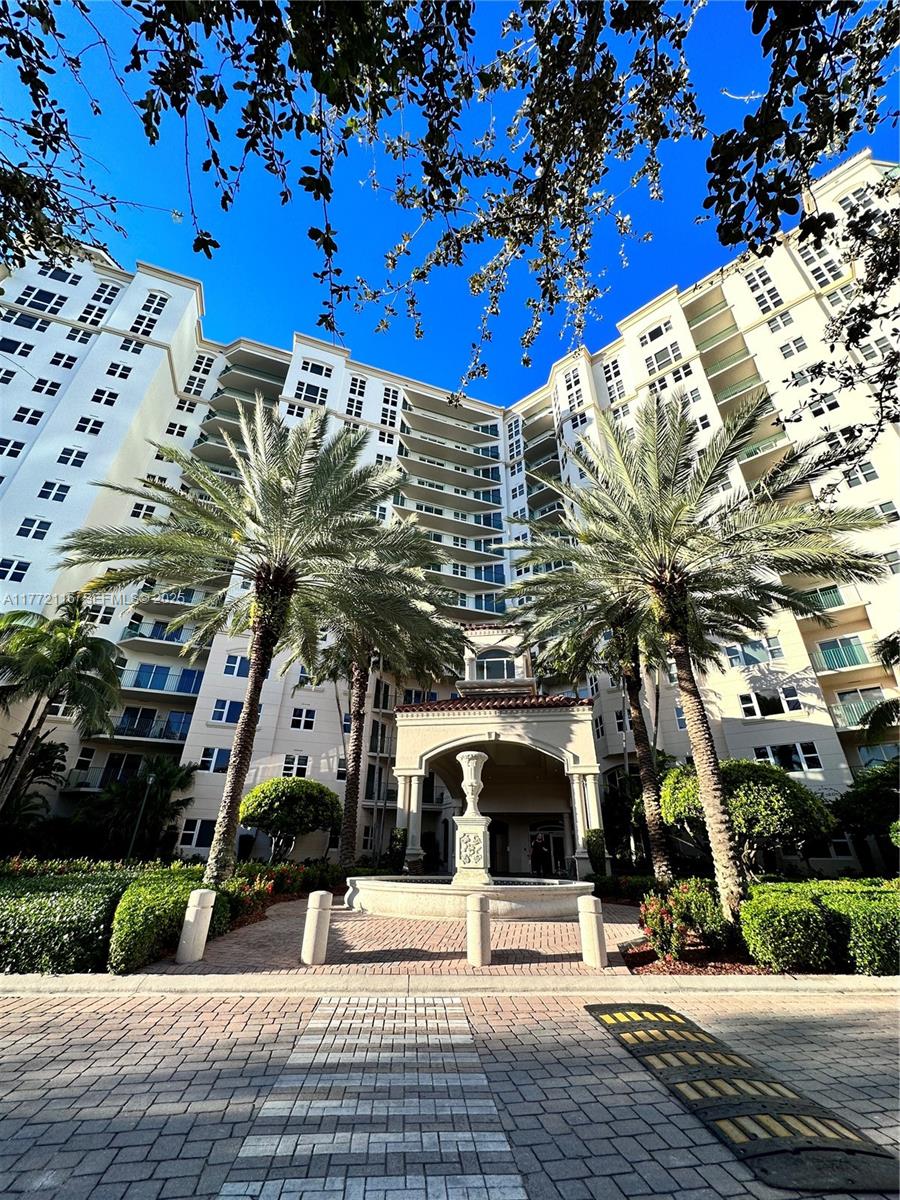 19900 E Country Club Drive 1012, Aventura, FL 33180, Aventura