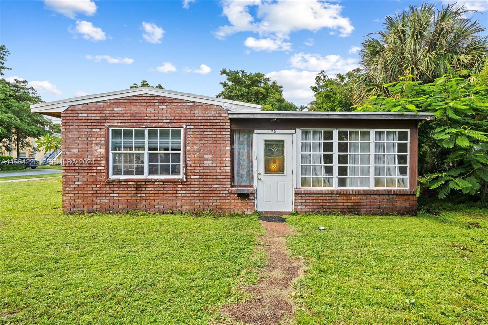 901 NE 16th Place, Fort Lauderdale, FL 33305, Fort Lauderdale