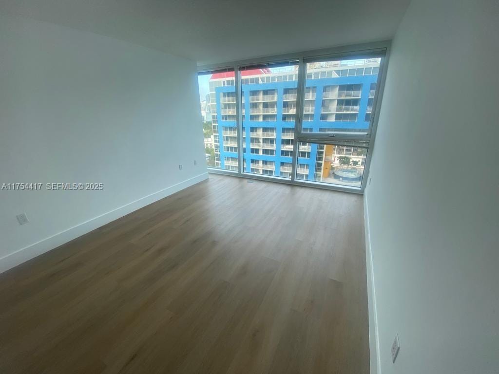 2101 Brickell Avenue 1401 — photo 6