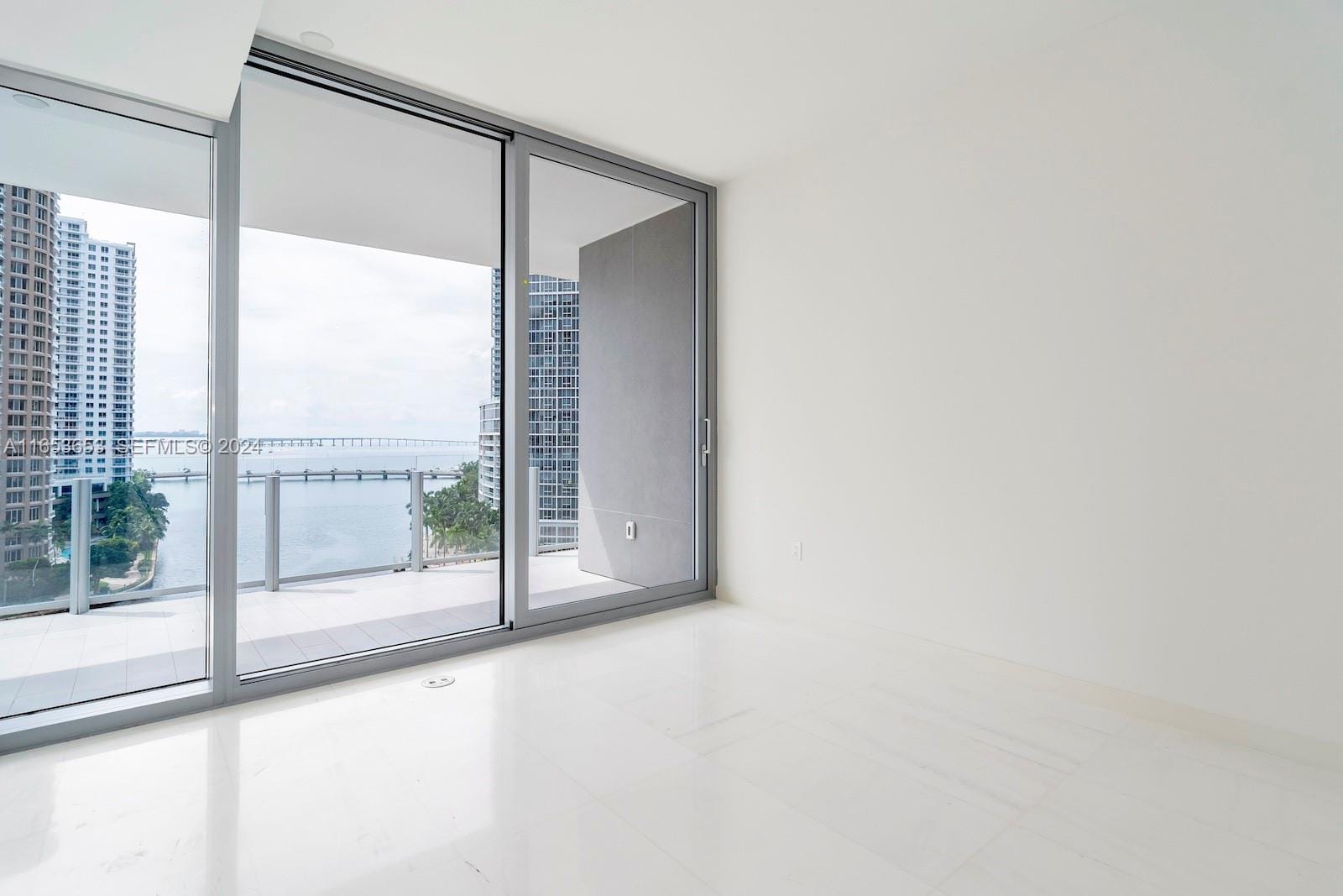 300 Biscayne Blvd Way 902, Miami, FL 33131 photo 19