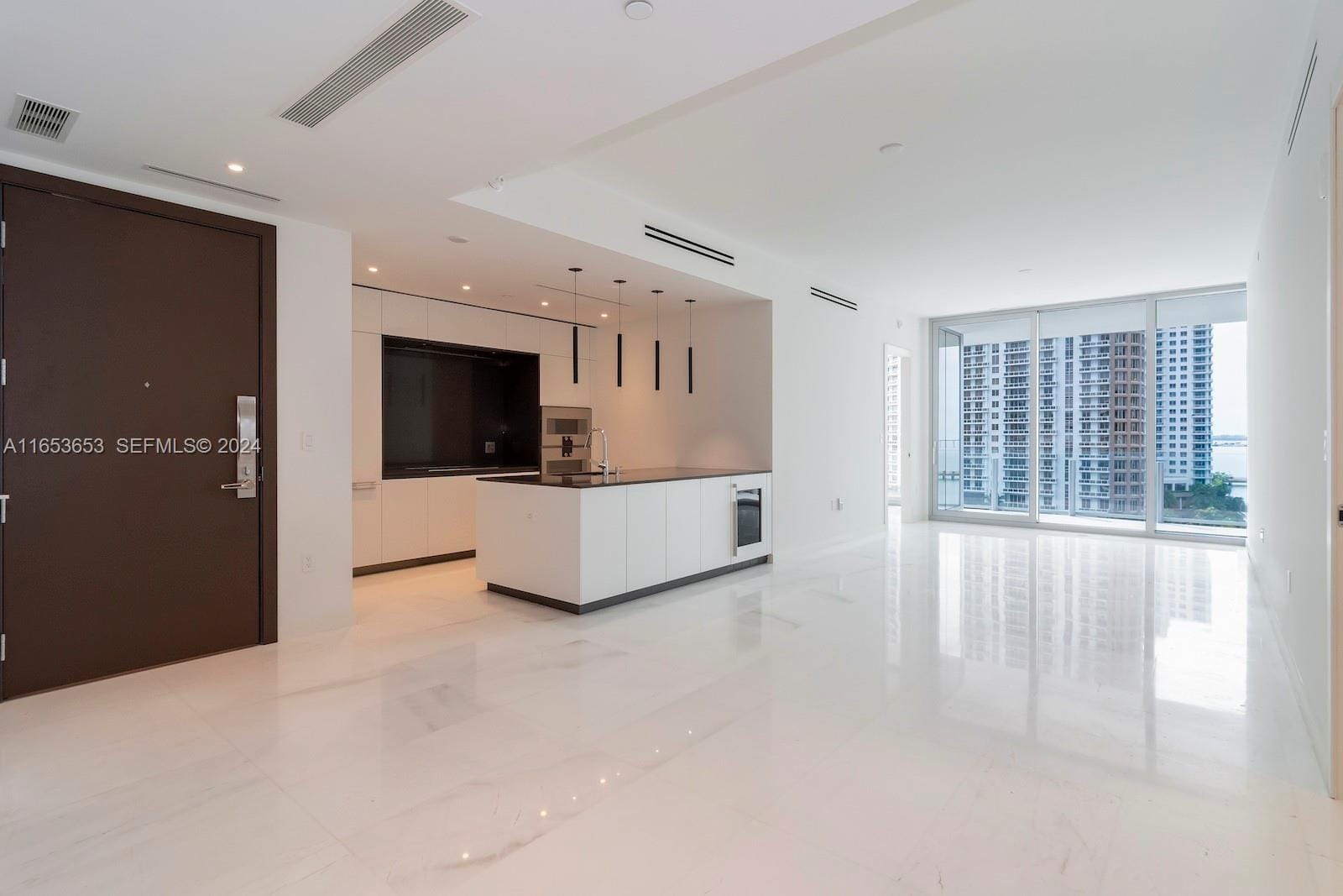 300 Biscayne Blvd Way 902, Miami, FL 33131 photo 7
