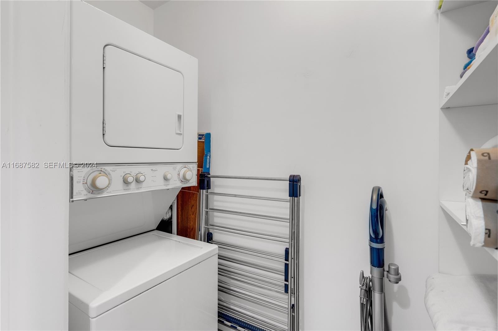1060 Brickell Avenue 409, Miami, FL 33131 photo 16