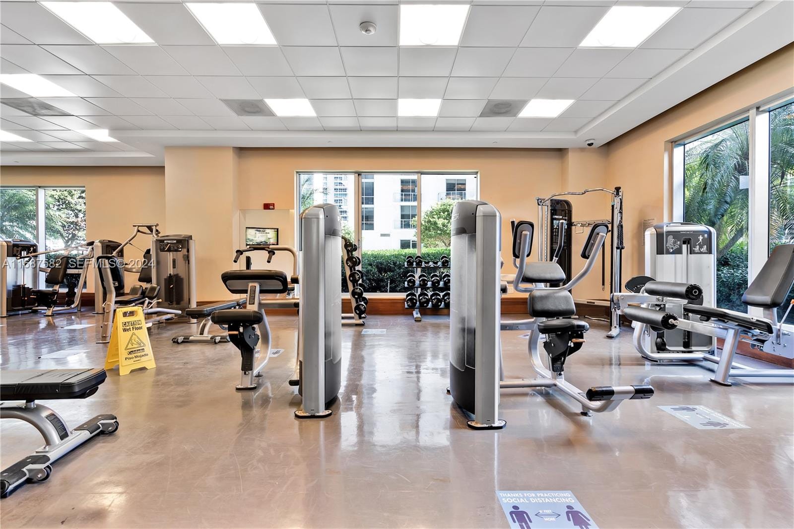 1060 Brickell Avenue 409, Miami, FL 33131 photo 21