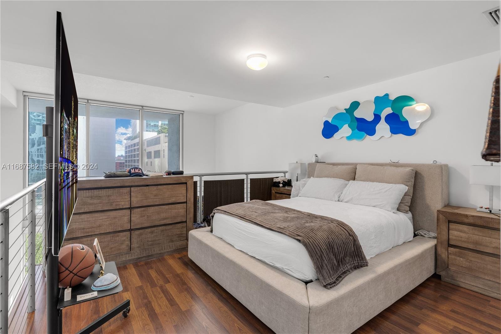 1060 Brickell Avenue 409, Miami, FL 33131 photo 8