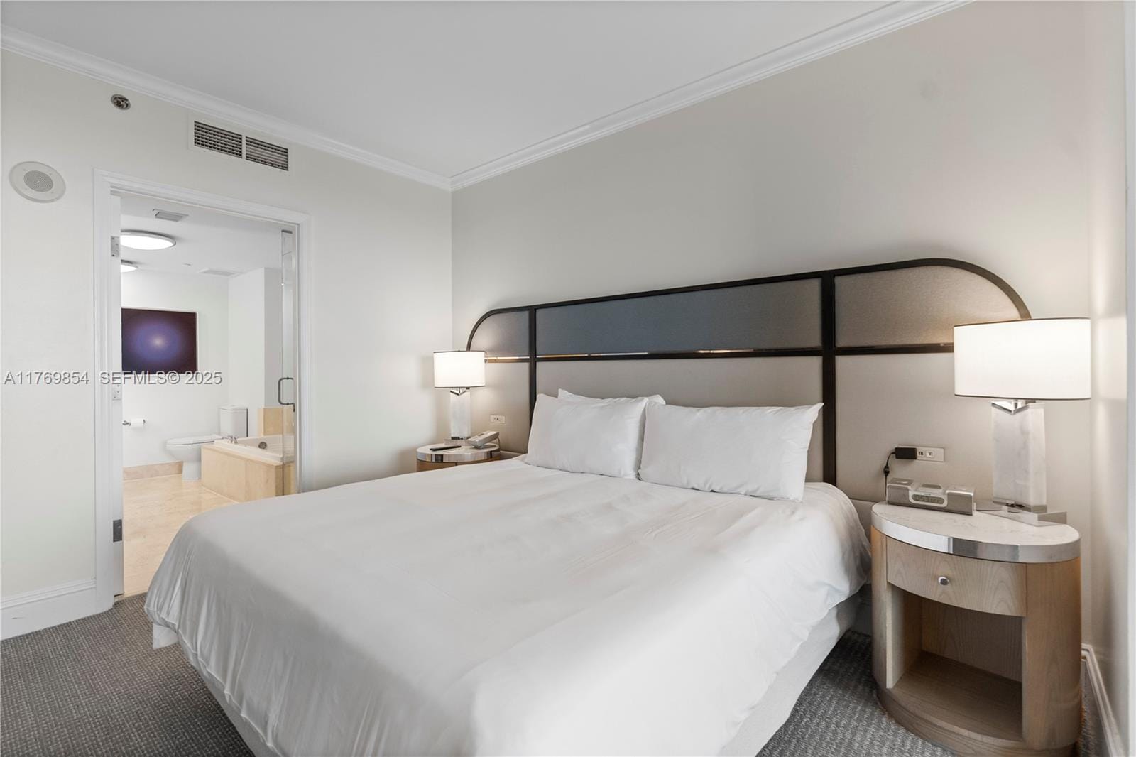 4401 Collins Avenue 1017 — photo 11