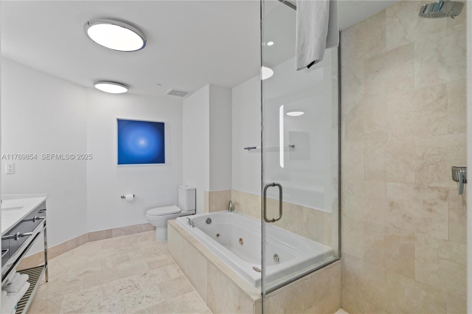 4401 Collins Avenue 1017, Miami Beach, FL 33140 photo 13