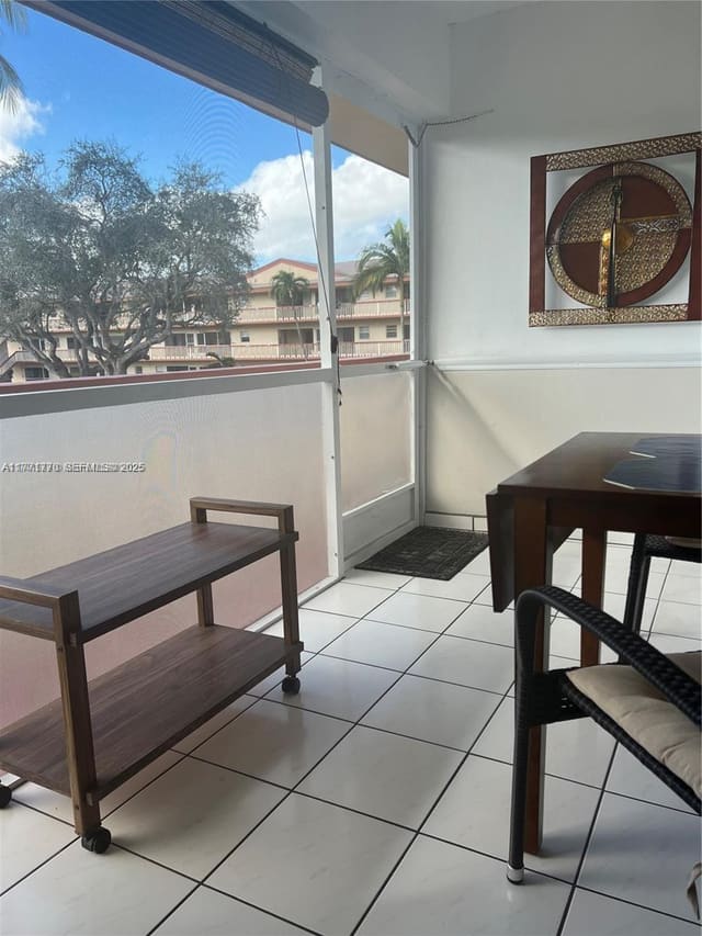 5300 Washington Street H237, Hollywood, FL 33021