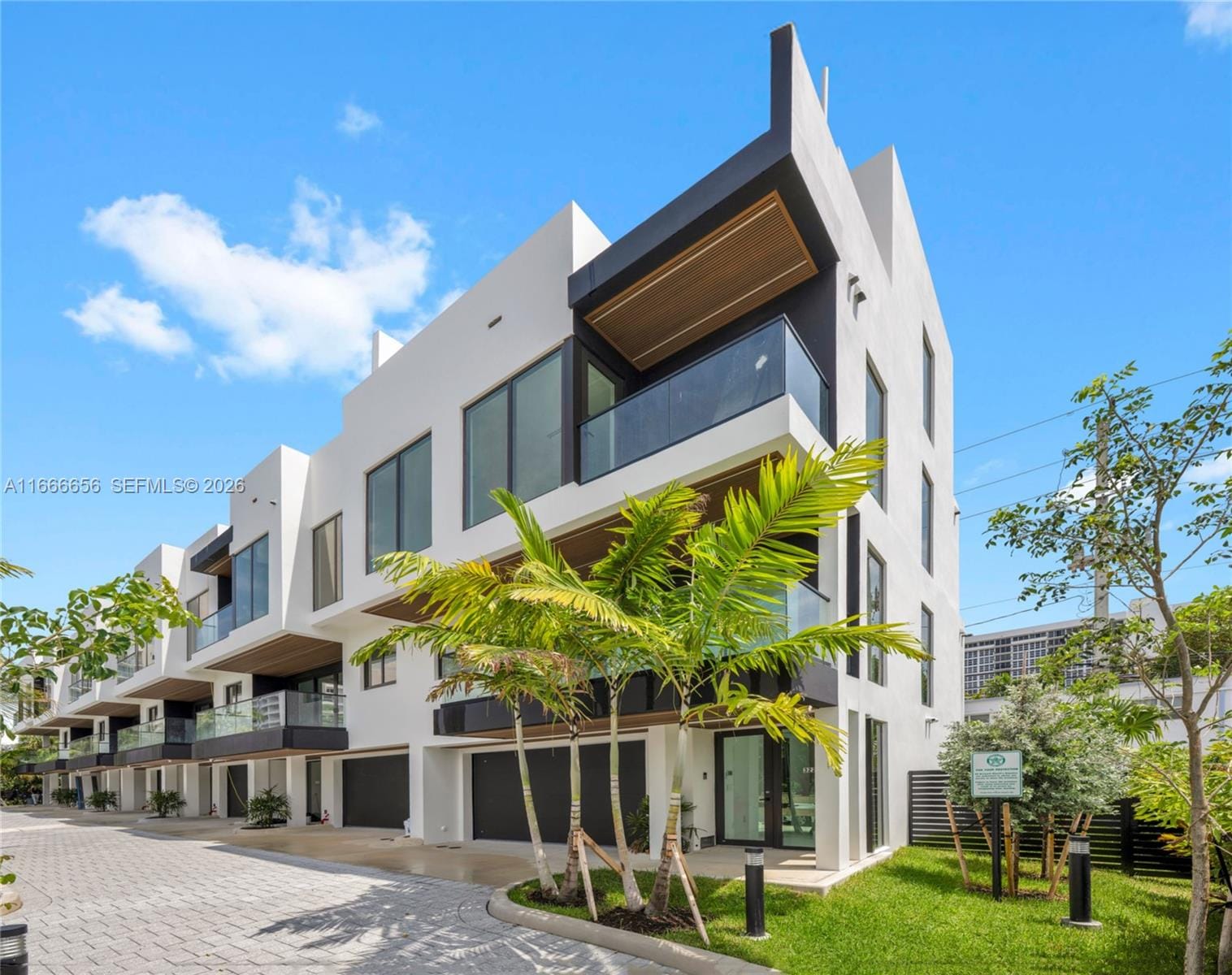 3222 NE 7th Street 2, Pompano Beach, FL 33062