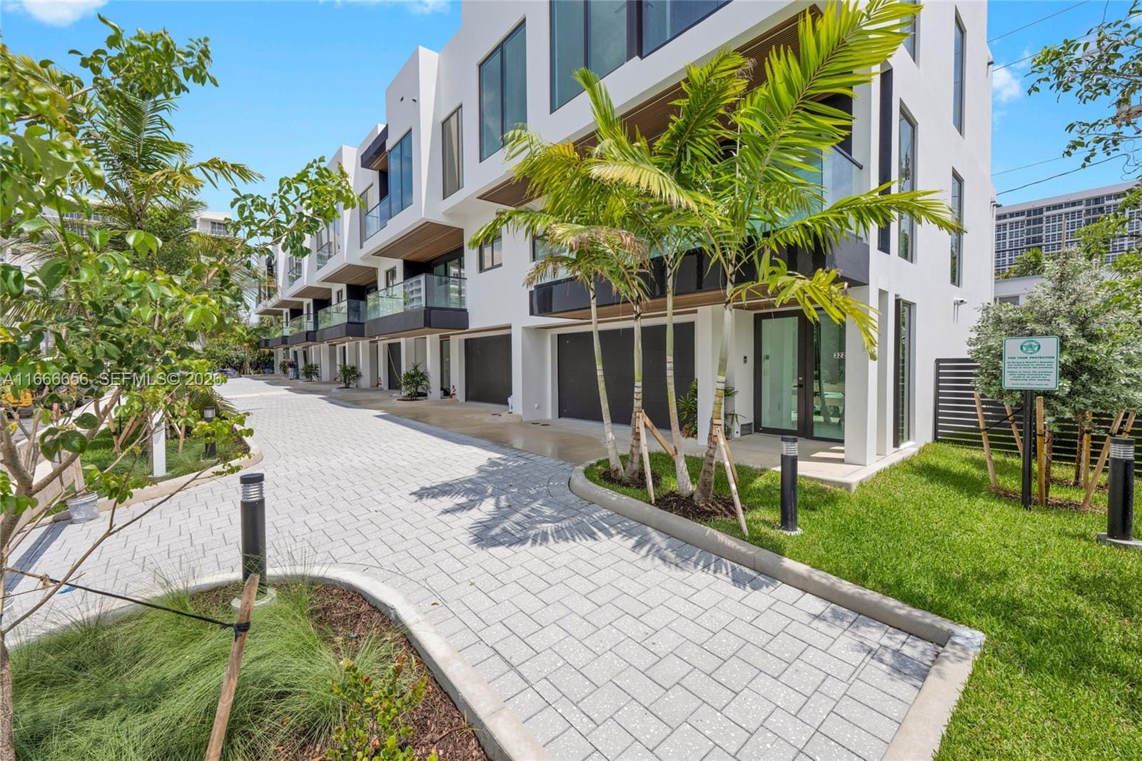 3222 NE 7th Street 2, Pompano Beach, FL 33062 photo 2