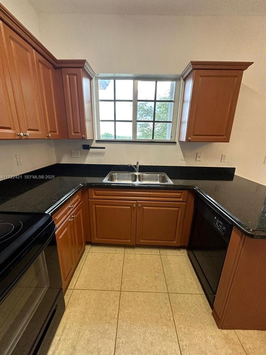 2589 NE 4th Street 205 — photo 4