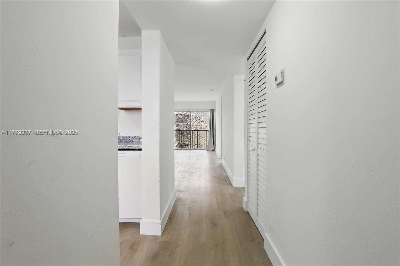 8540 N Sherman Circle 408 — photo 5